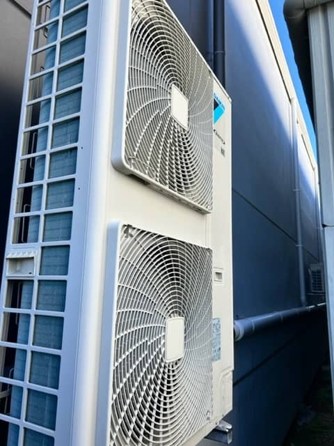Commercial ducted air conditioner services in Redhead NSW